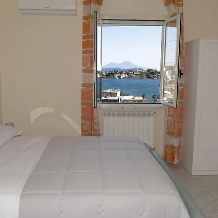 House La Panoramica Hébergement de vacances Monte di Procida